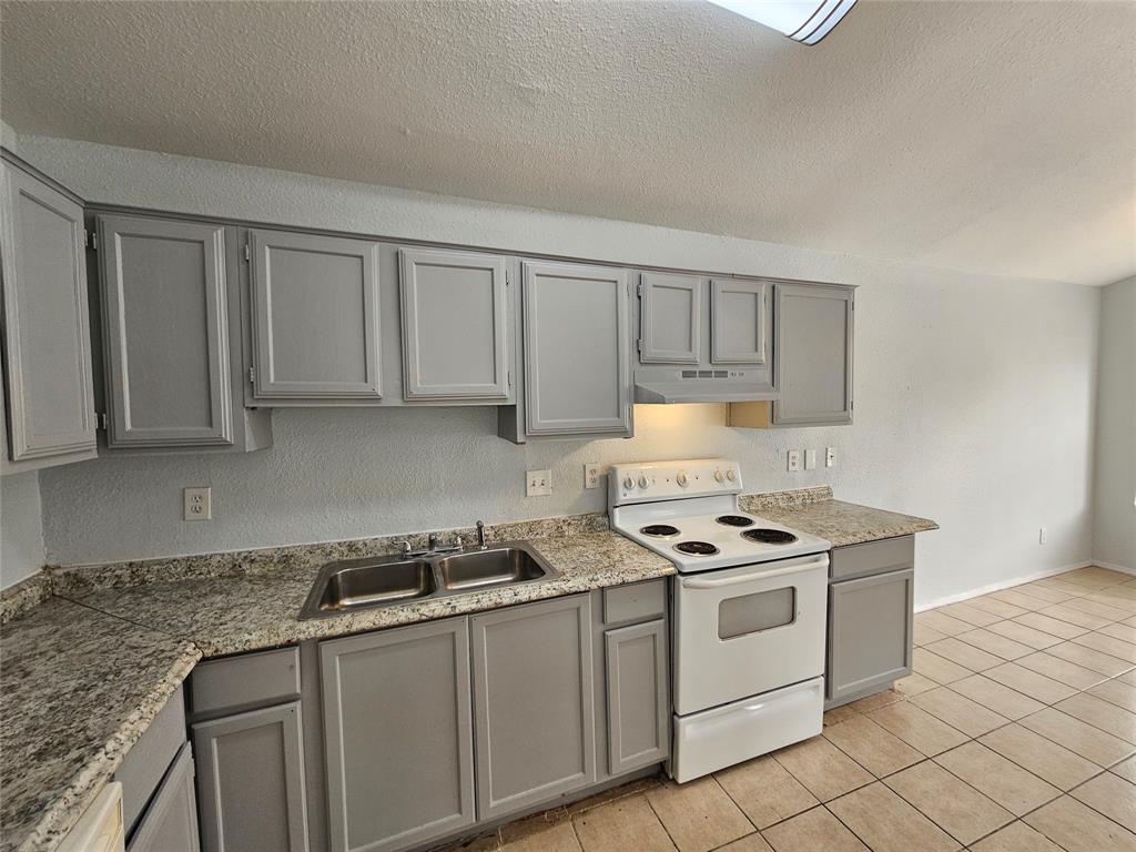 Nantucket Village North - Residential Lease