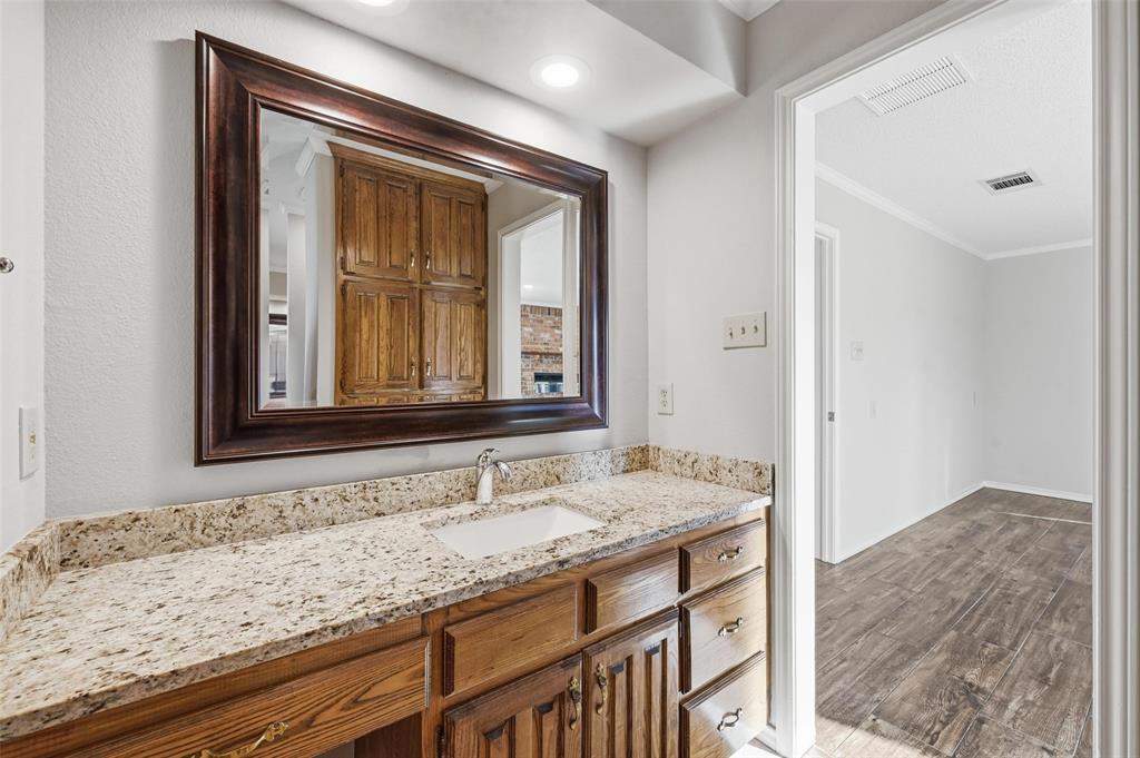 Whispering Oaks Kenn - Residential