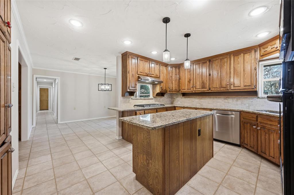 Whispering Oaks Kenn - Residential