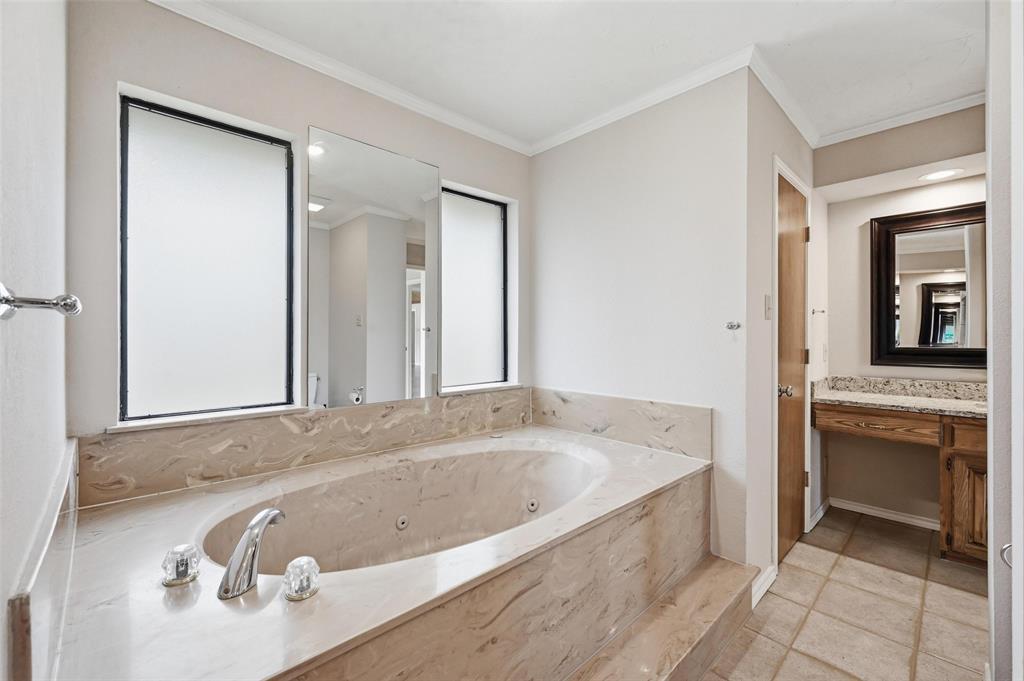 Whispering Oaks Kenn - Residential