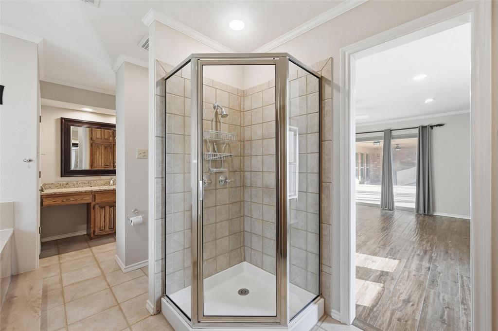 Whispering Oaks Kenn - Residential