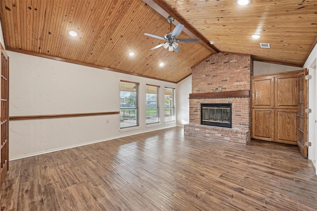 Whispering Oaks Kenn - Residential