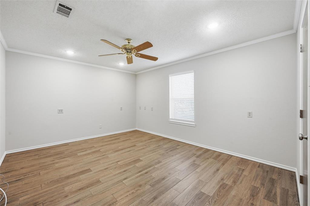 Whispering Oaks Kenn - Residential