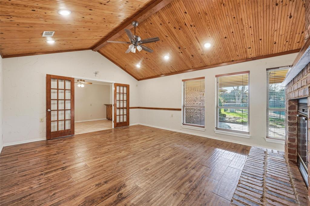 Whispering Oaks Kenn - Residential