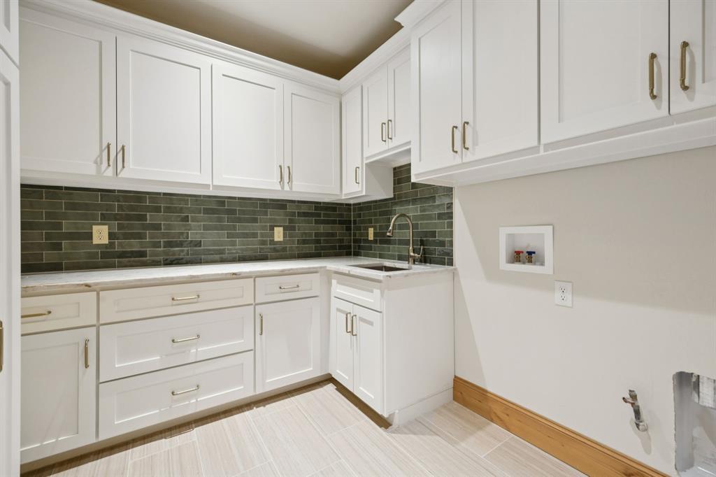 Entrada - Residential