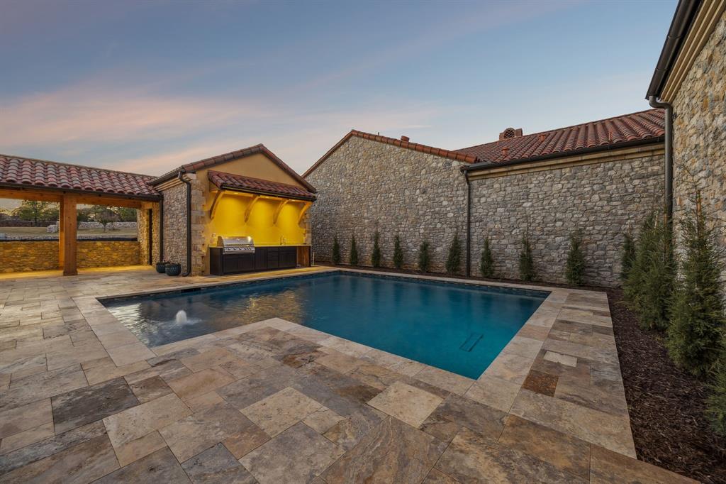 Entrada - Residential