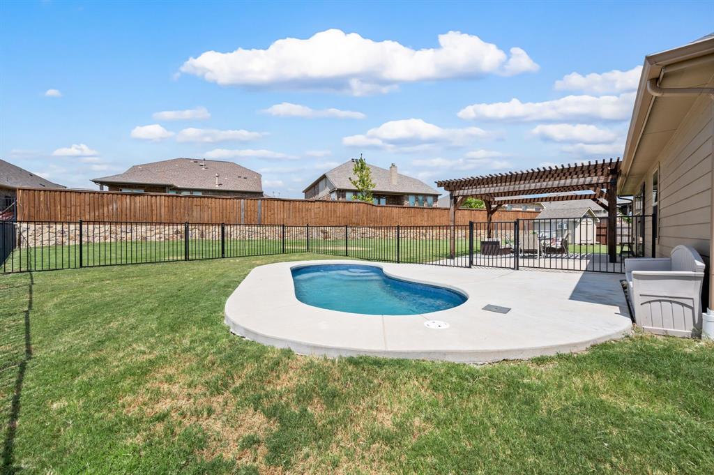 844 Salida Road