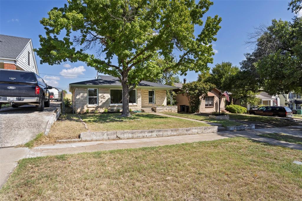 4116 Locke Avenue