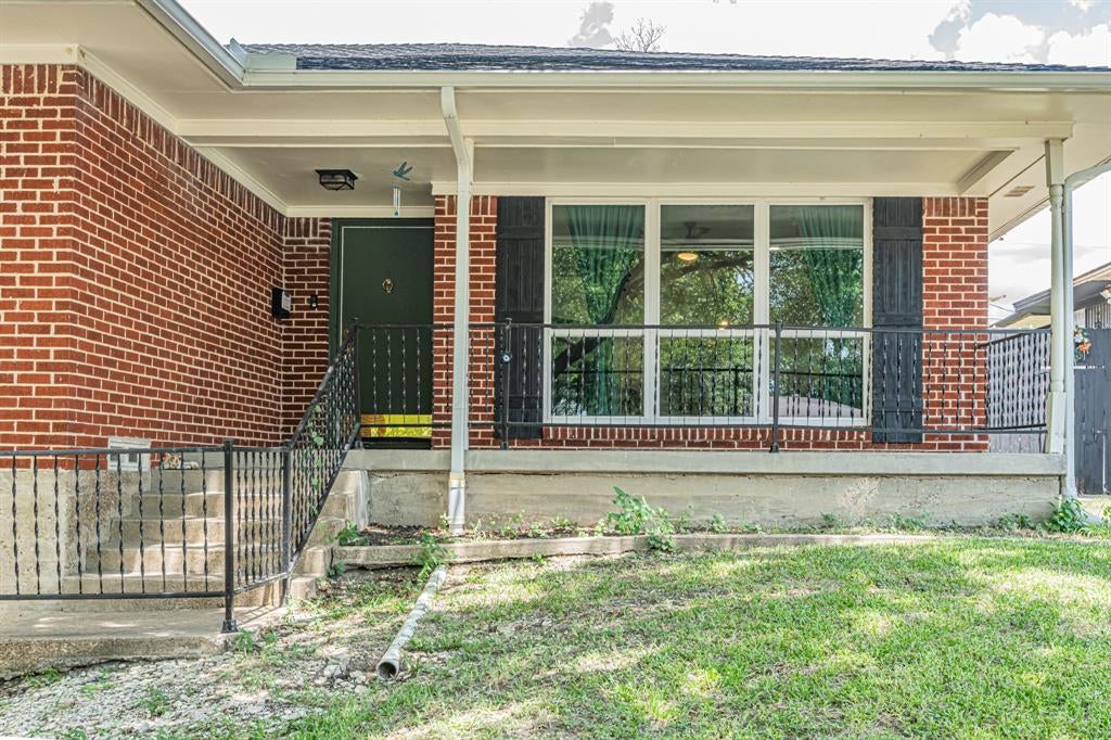 3520 Loganwood Drive