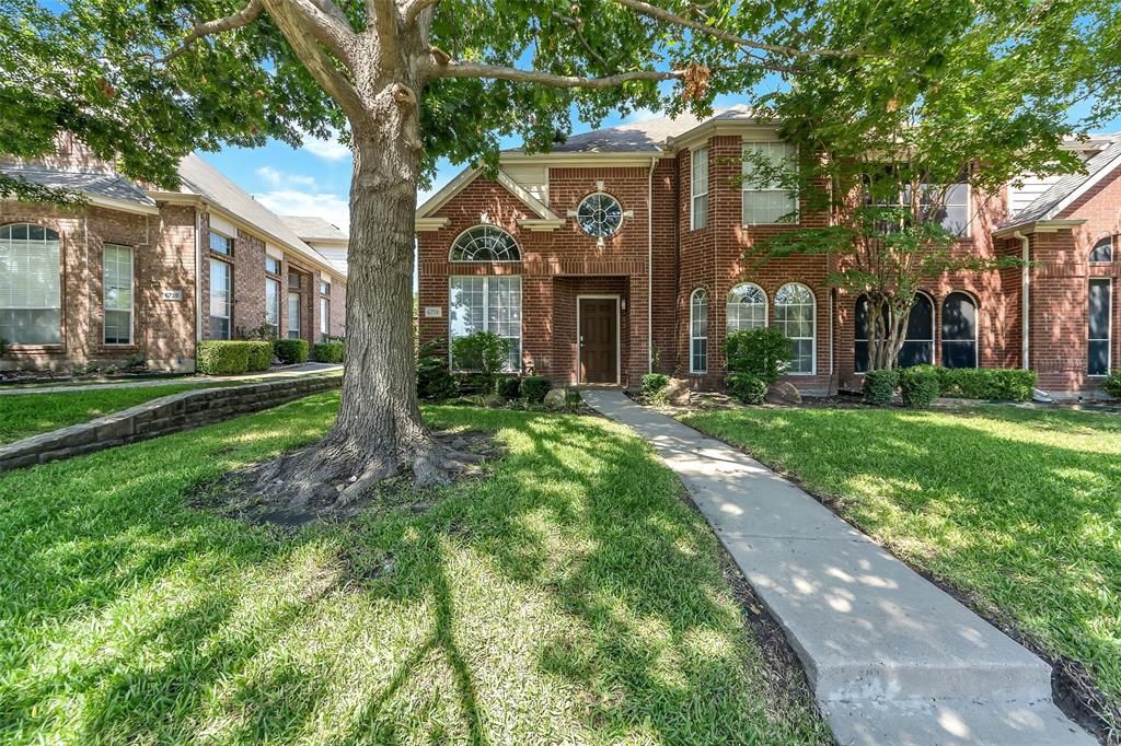 Photo for 6751 Winston Drive, Frisco, TX 75035 (MLS # 21101531)