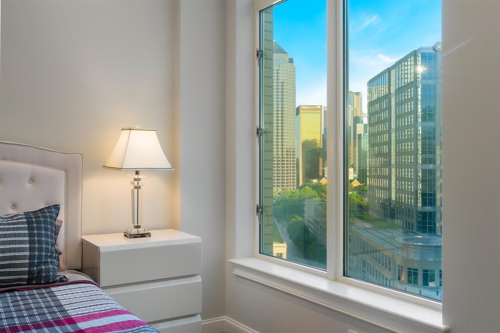 Ritz Carlton Residences 1 - Residential