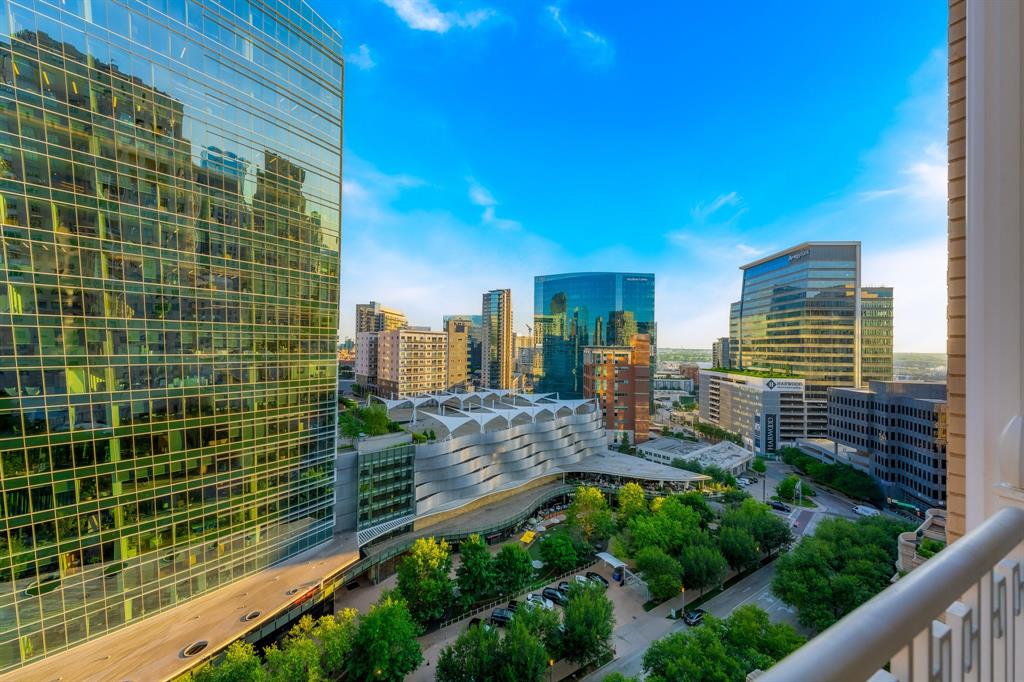 Ritz Carlton Residences 1 - Residential