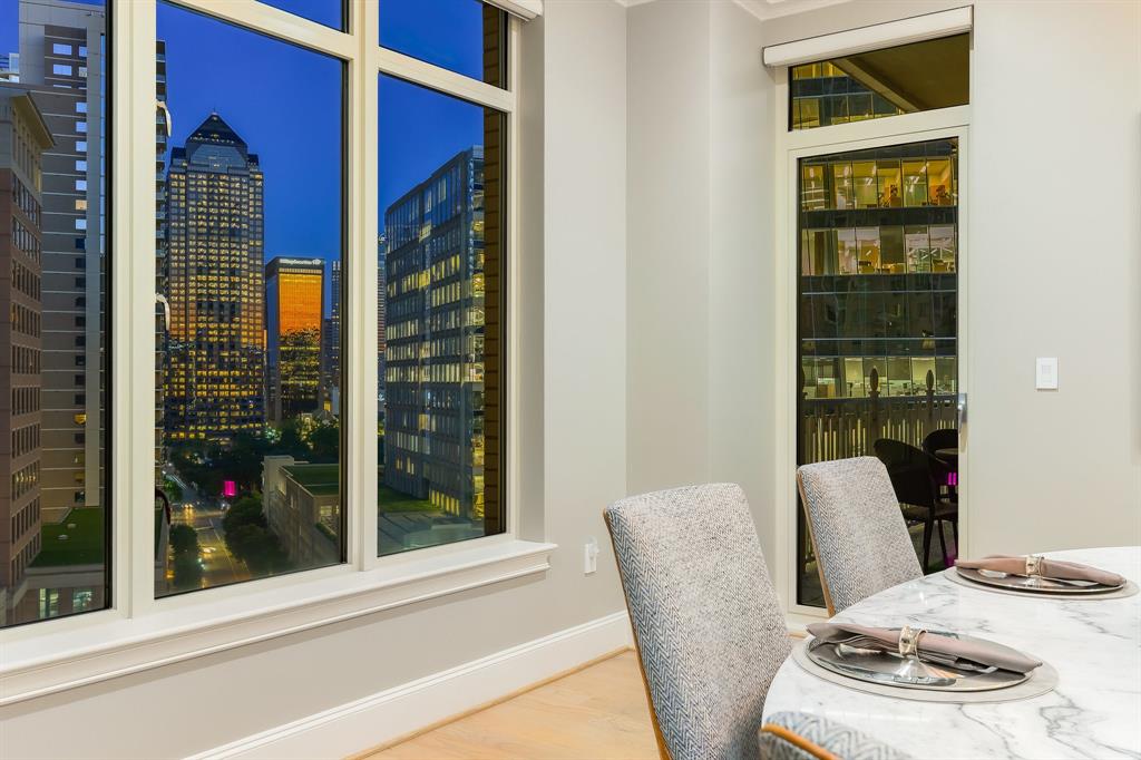 Ritz Carlton Residences 1 - Residential