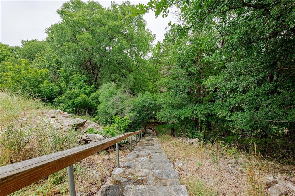1131 Brackeen Drive