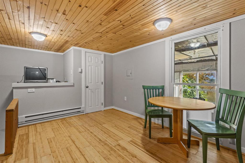 CHISUM NEIGHBORHOOD - Residential