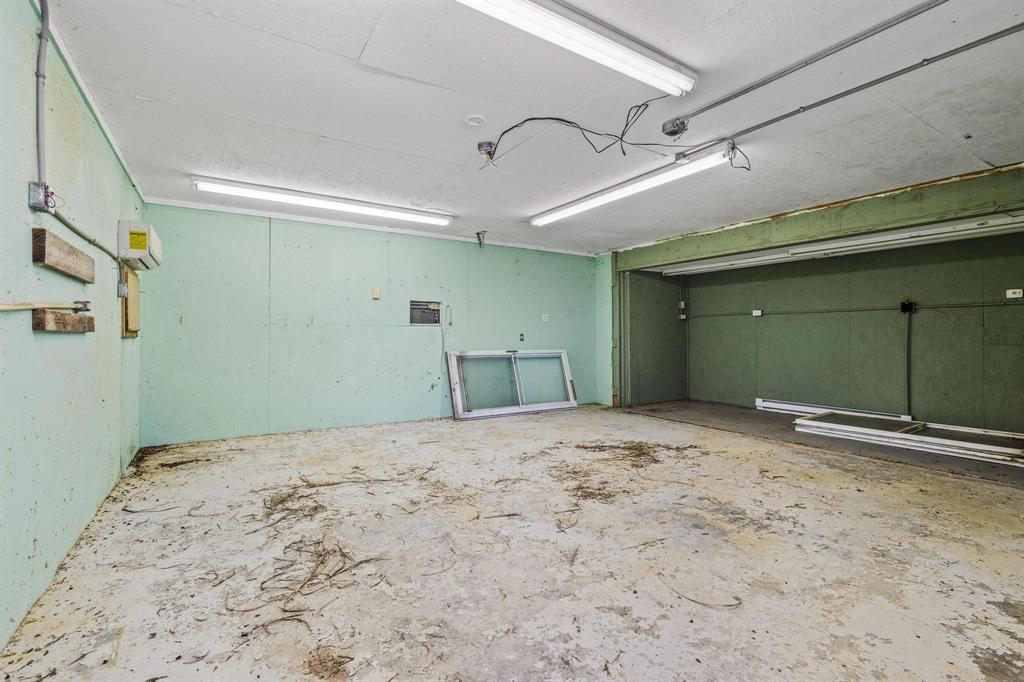 CHISUM NEIGHBORHOOD - Residential