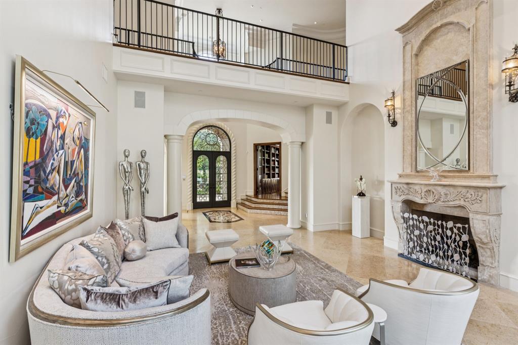 5112 Palomar Lane