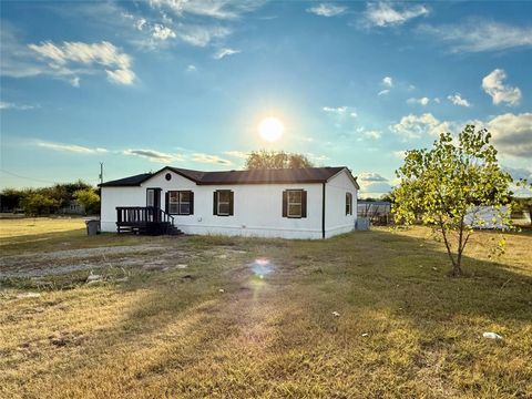 332 Water View Lane Weatherford TX 76085