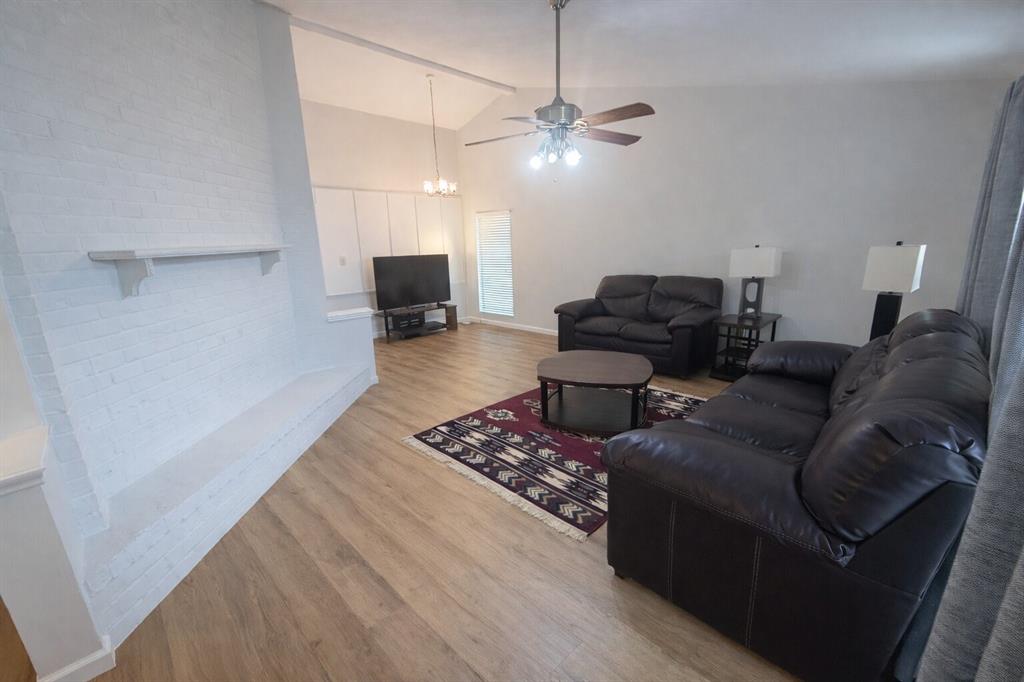 434 Timberbend Trail