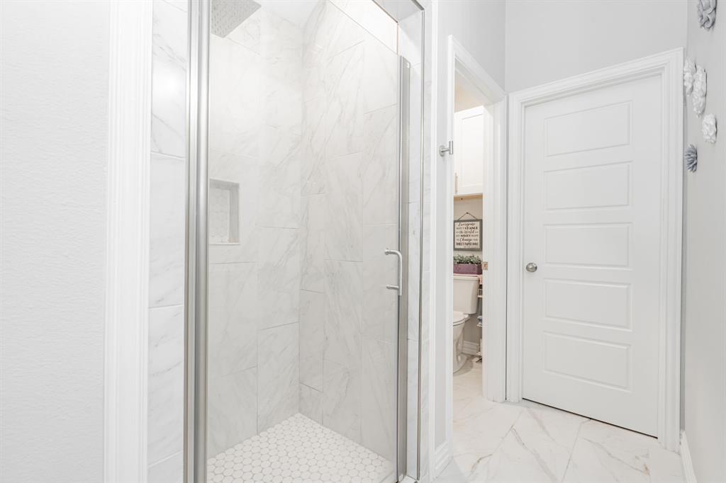 Thomas Lagow Abs 759 - Residential