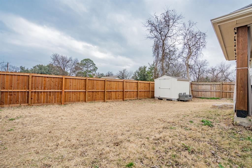 Thomas Lagow Abs 759 - Residential