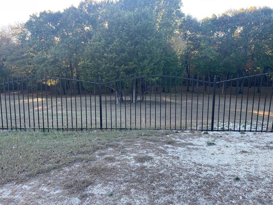 Take advantage of this opportunity to build your house and hangar on the 2 remaining lots at Flying T Ranch (41TS) in Anna TX. Just 50 miles north of Dallas, 20 miles from McKinney National Airport, and a 55 minute drive to Choctaw Casino Resort in OK. This is a well-maintained airpark, with 9 houses & hangars currently. Each available lot is on 1.2 acres. Buy one or both side-by-side lots for only $175K each. 2,000 usable grass runway.  Live among other aviation enthusiasts. Shopping and restaurants only 15 minutes away. Drive or fly over to see us.  You'll be glad you did!