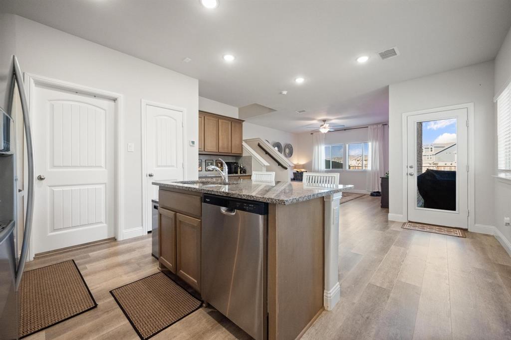 Lake Park Villas Ph 1 - Residential