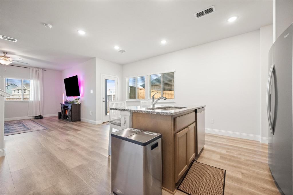 Lake Park Villas Ph 1 - Residential