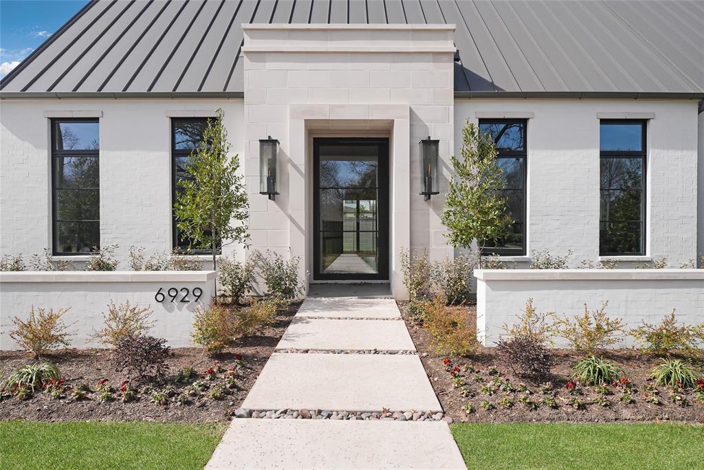 6929 Robin Road