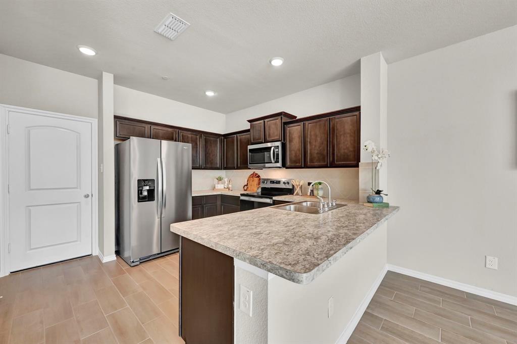 2867 Baneberry Lane