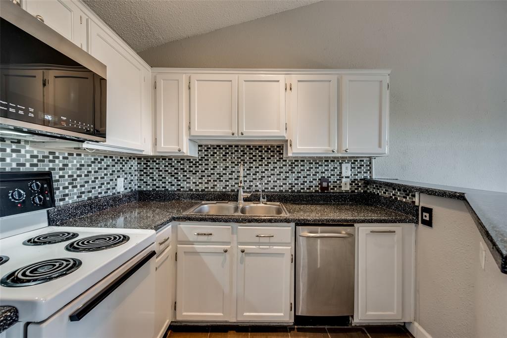 Sable Ridge Condos Ph 01-06 - Residential Lease