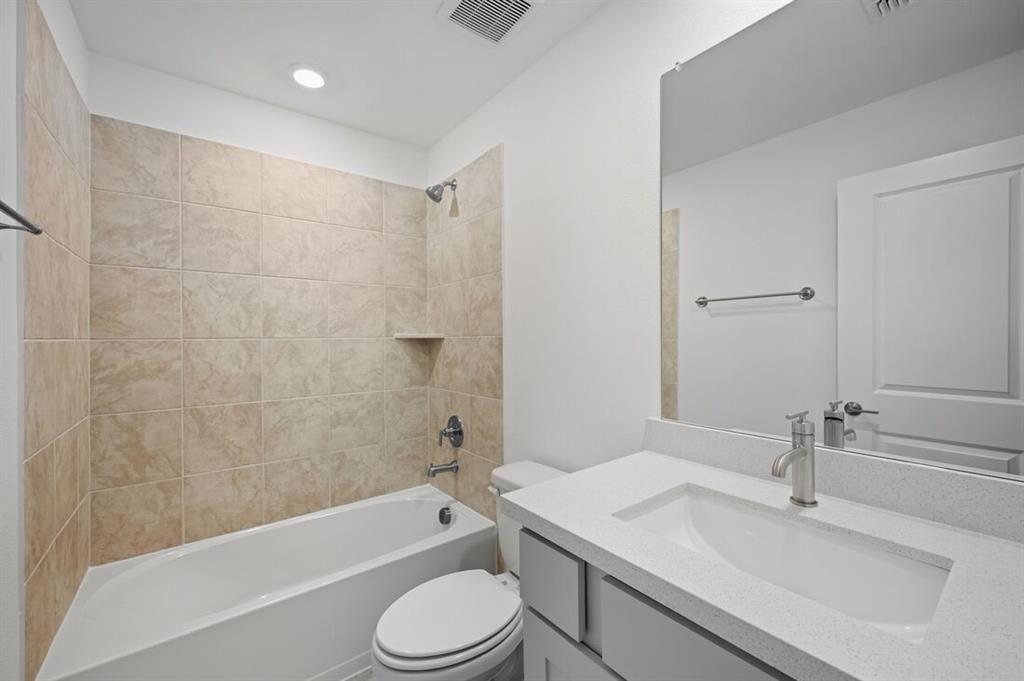 The Ridge at Northlake - Residential