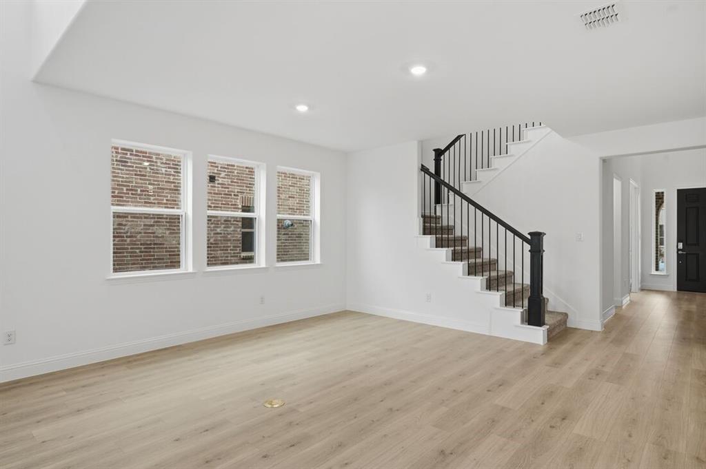 The Ridge at Northlake - Residential