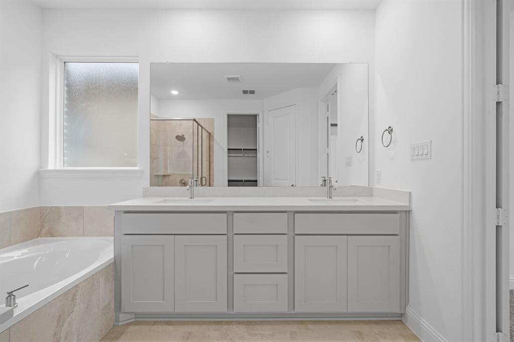 The Ridge at Northlake - Residential