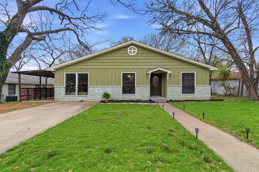 208 E Columbia Street