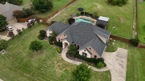 Photo of 3220 Baylor Boulevard, Midlothian, TX 76065 (MLS # 21308053)