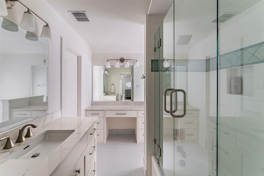 Chateau Du Lac Ph I - Residential