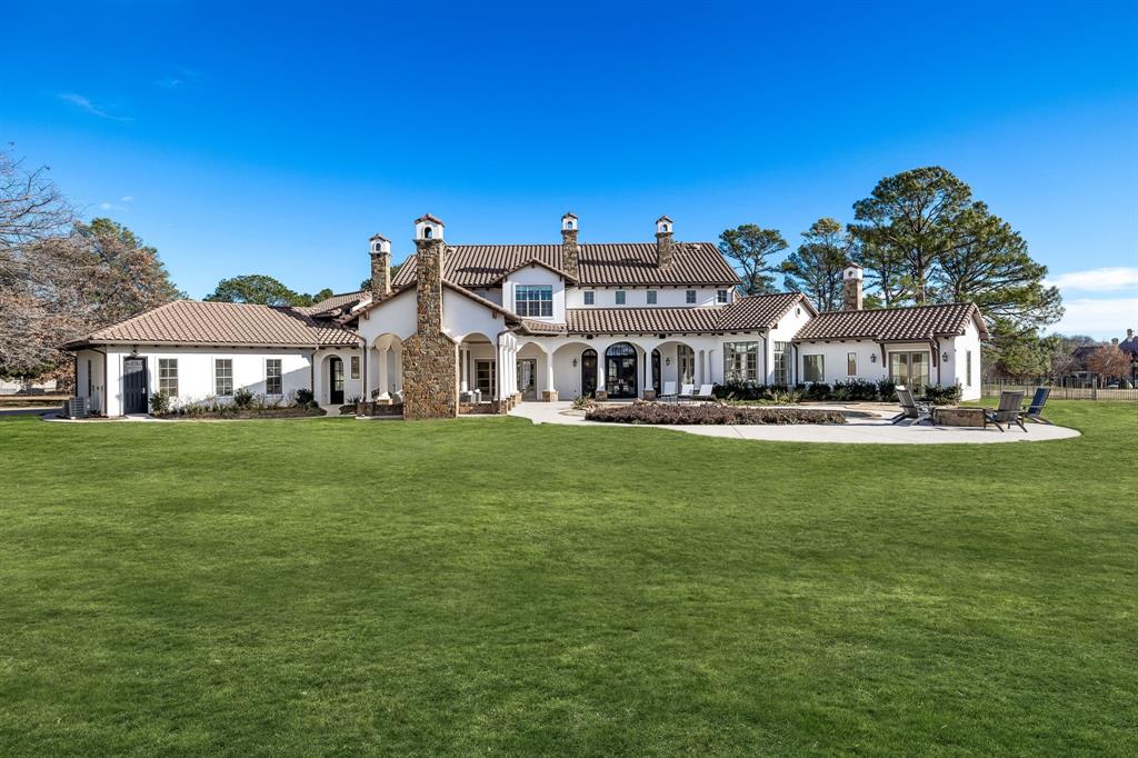 Chateau Du Lac Ph I - Residential