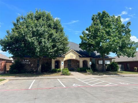 805 E Main Street Crowley TX 76036