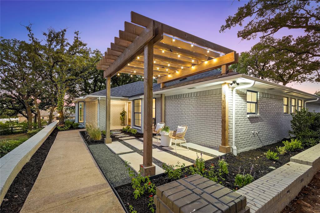 701 Castleman Court