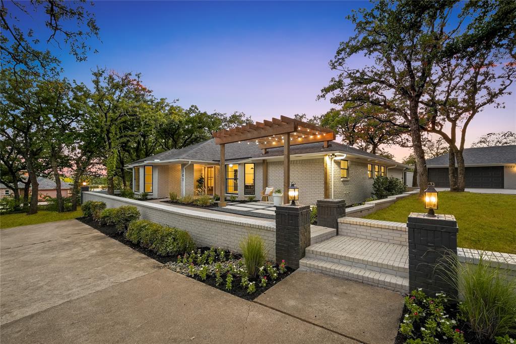 701 Castleman Court
