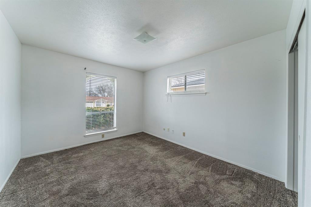 River Oaks - Residential