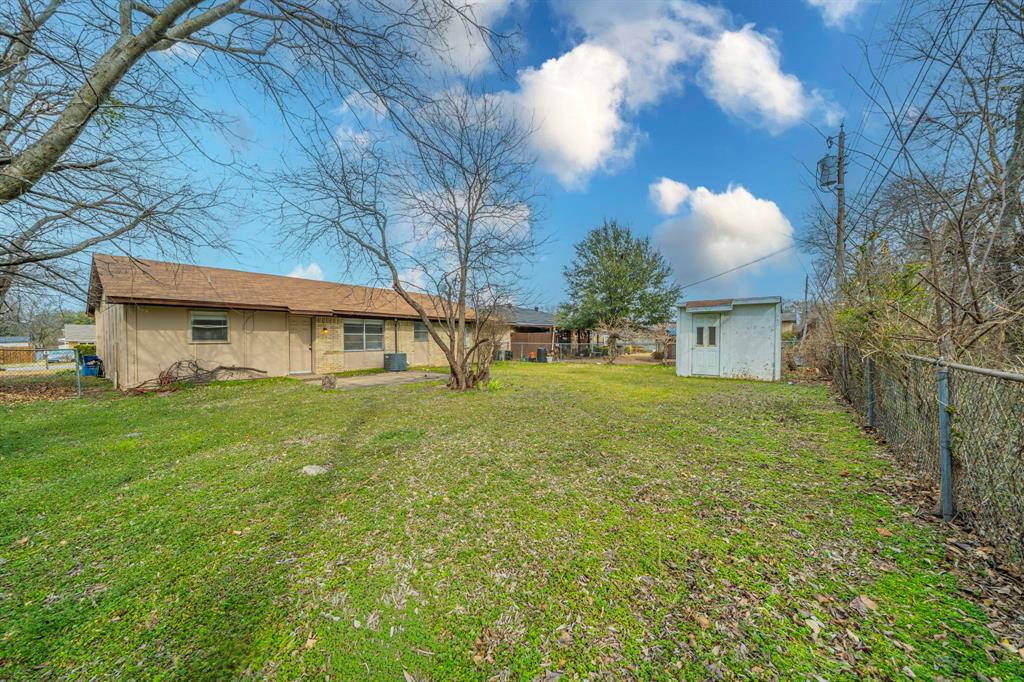 River Oaks - Residential