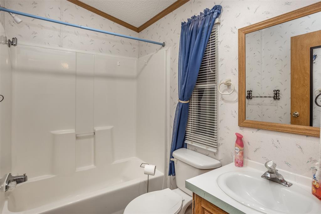 S Willis survey abstract 1102 - Residential