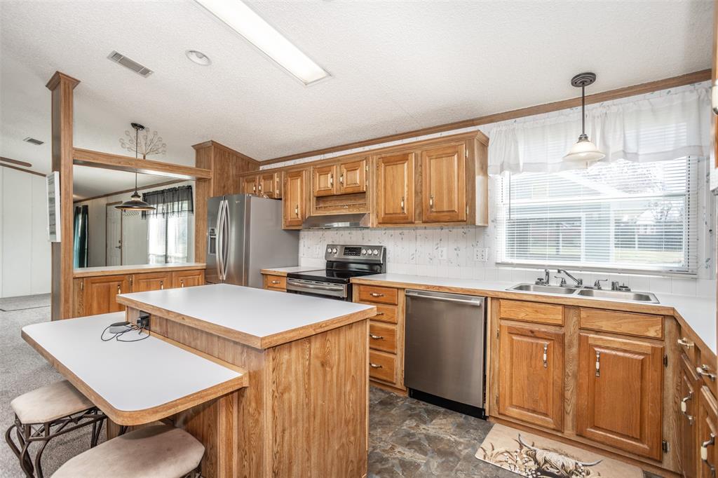 S Willis survey abstract 1102 - Residential