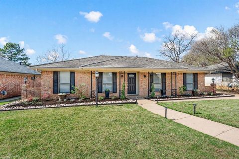 2021 Mountainview Drive Hurst TX 76054