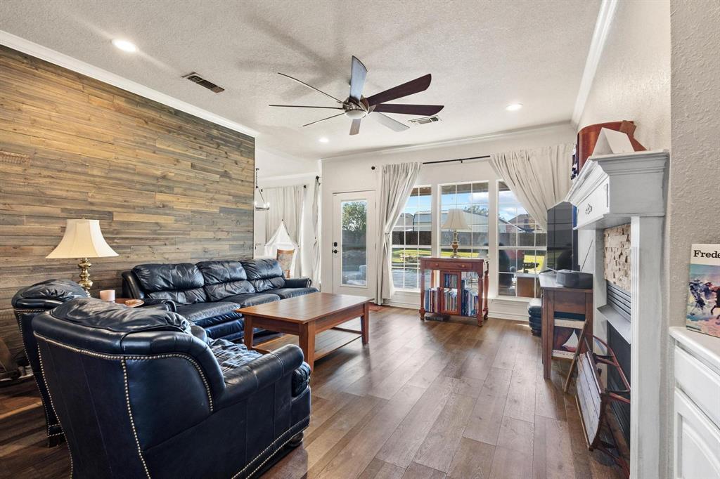 Thoroughbred Ridge - Residential