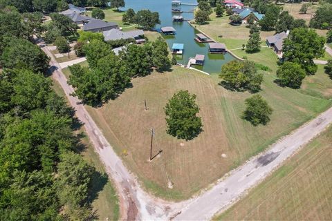 A home in Corsicana