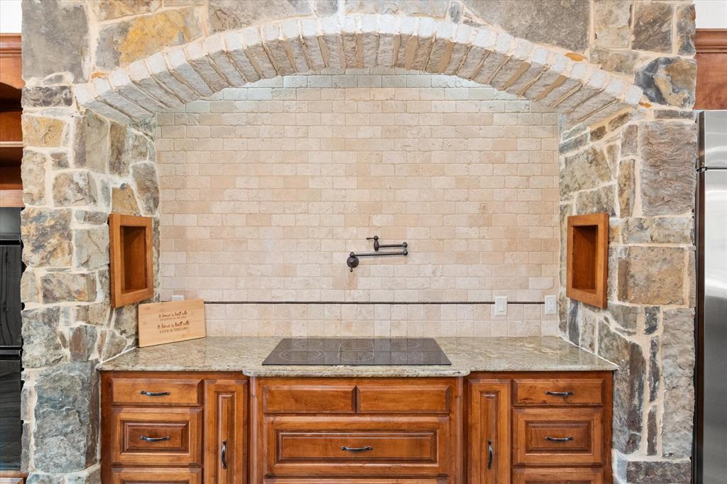 Hilltop Ranch - Residential