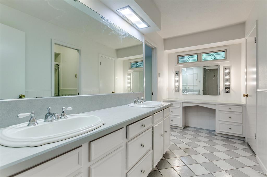 Schreiber Manor 03 Inst Rev - Residential